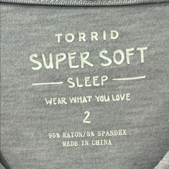 Torrid Sleep Super Soft Plush Hooded Lounge T-shirt Purple Dress Size 2 or 2X - Picture 4 of 6